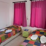 Saranda Konukevi 2*