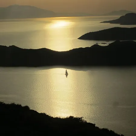 Pensionat Saranda 2*